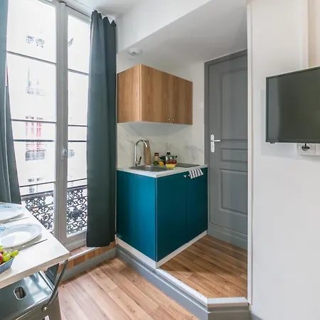 Ws Louvre - Richelieu * Paryż